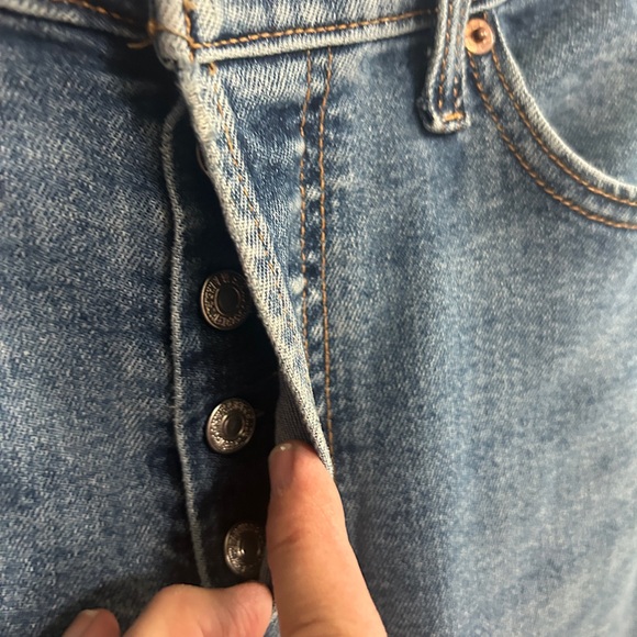 Levi's Wedgie Straight Leg Women's Jeans size 31.  Excellent condition. - Picture 3 of 13